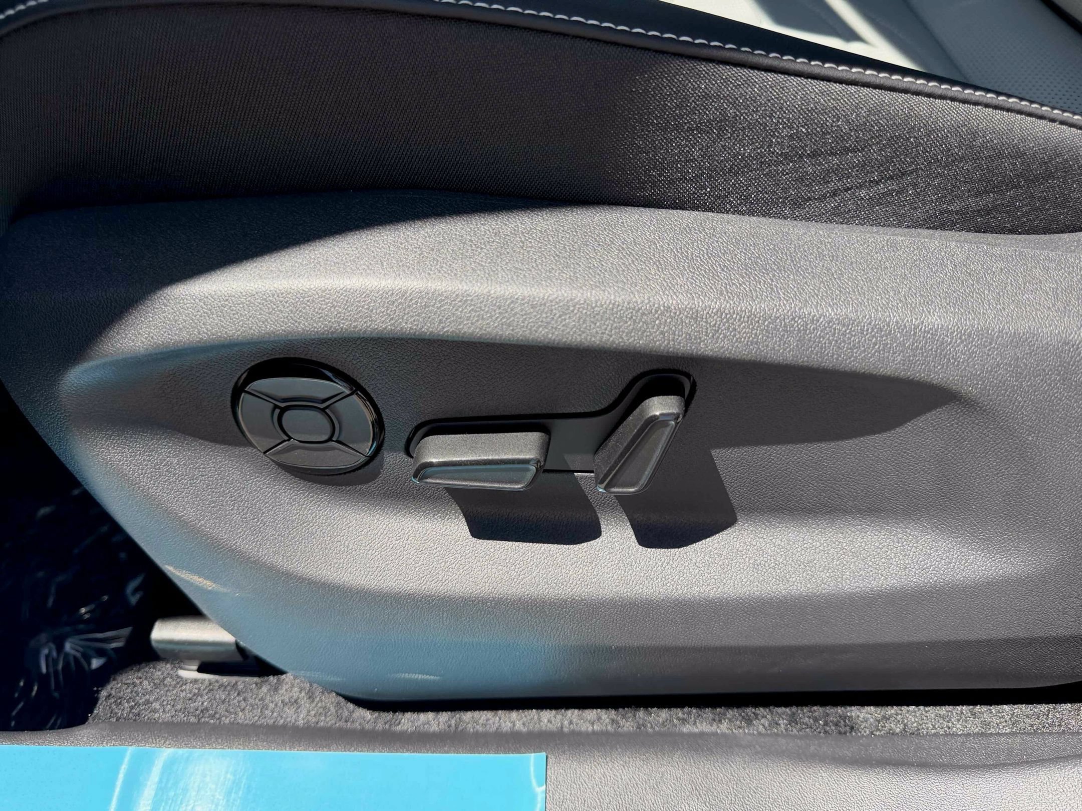 New 2026 Platinum Gray Volkswagen SE R-Line Black image 16