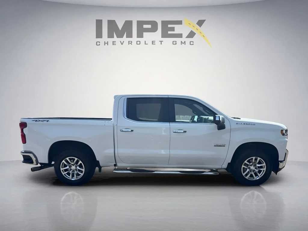 Used 2020 SUMMIT WHITE Chevrolet LTZ image 5