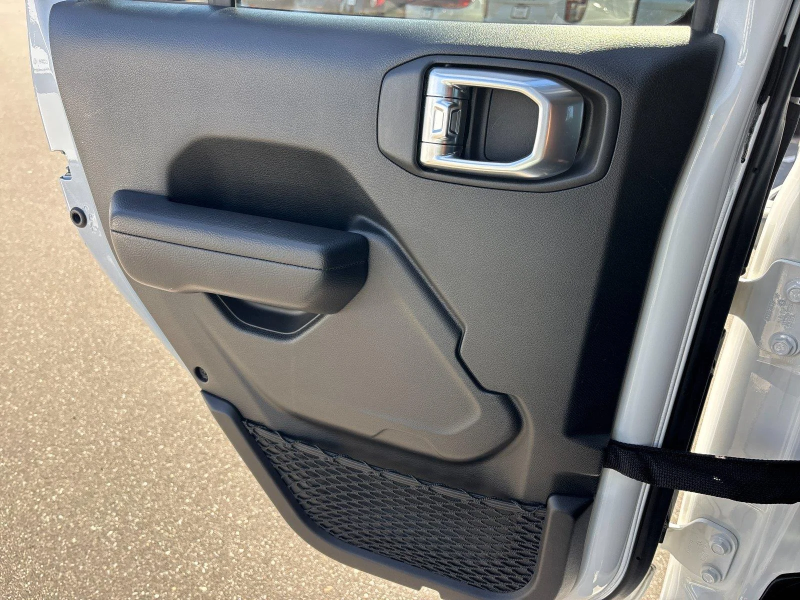 Used 2024 Bright White Clearcoat Jeep Sport S image 31