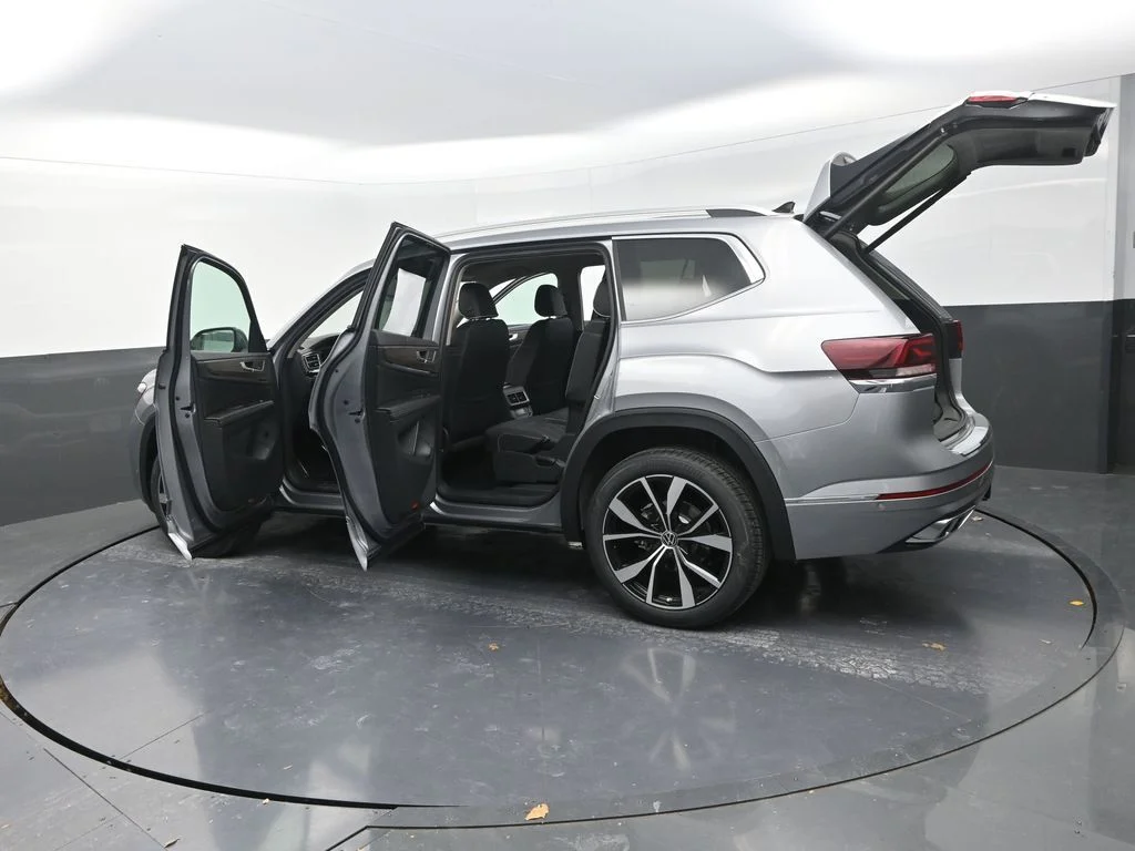 New 2026  Volkswagen 2.0T SEL Premium R-Line image 34