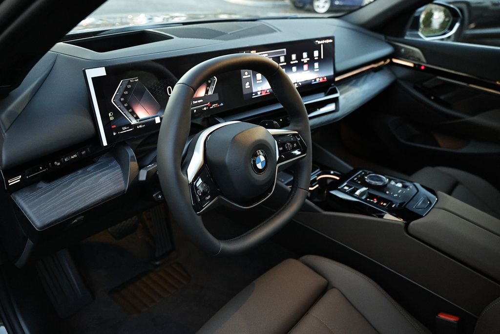 Used 2026 Dark Graphite Metallic BMW 530i image 18