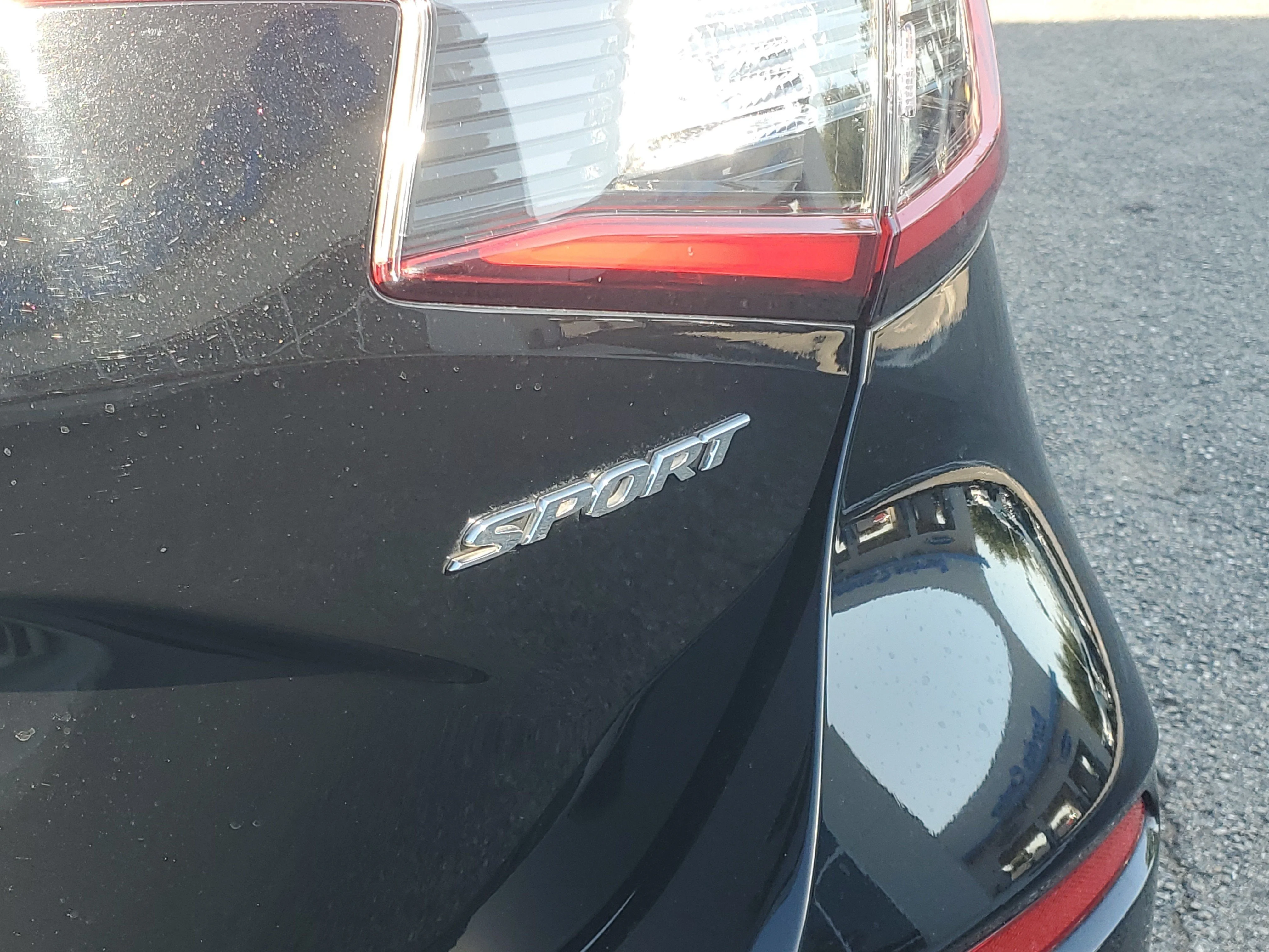 Used 2024  Honda Sport image 10