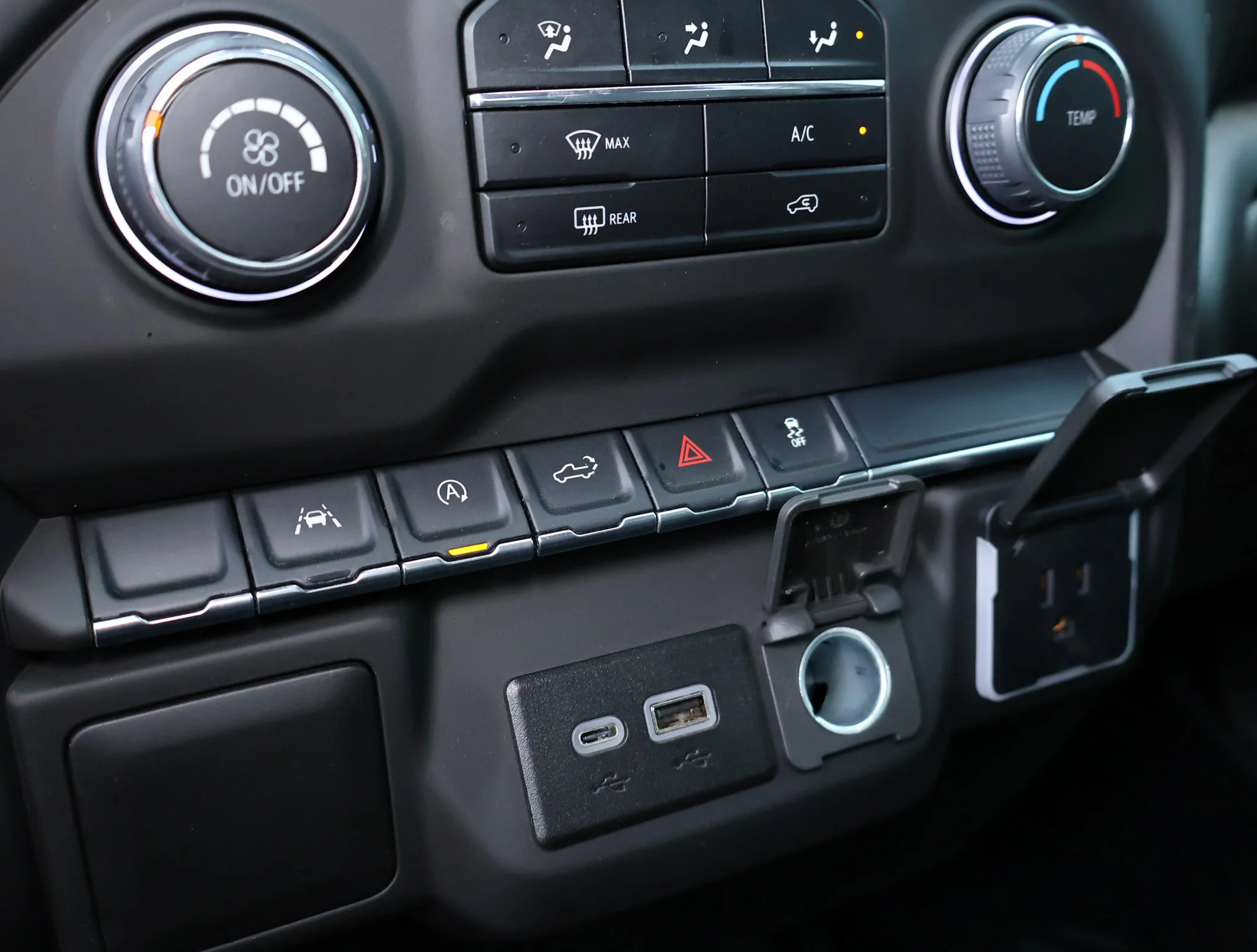 Used 2025 Summit White Chevrolet Custom image 19