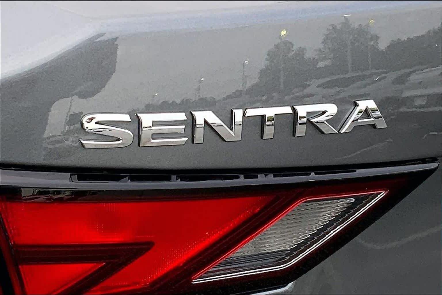 Used 2025 Gun Metallic Nissan SV image 26