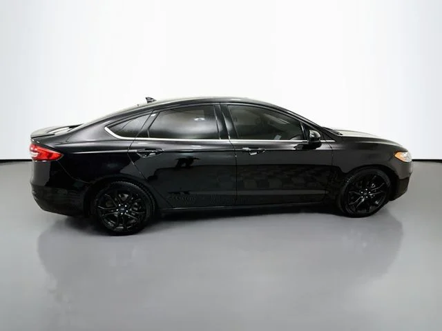Certified Used 2020 Black Metallic Ford SE image 8