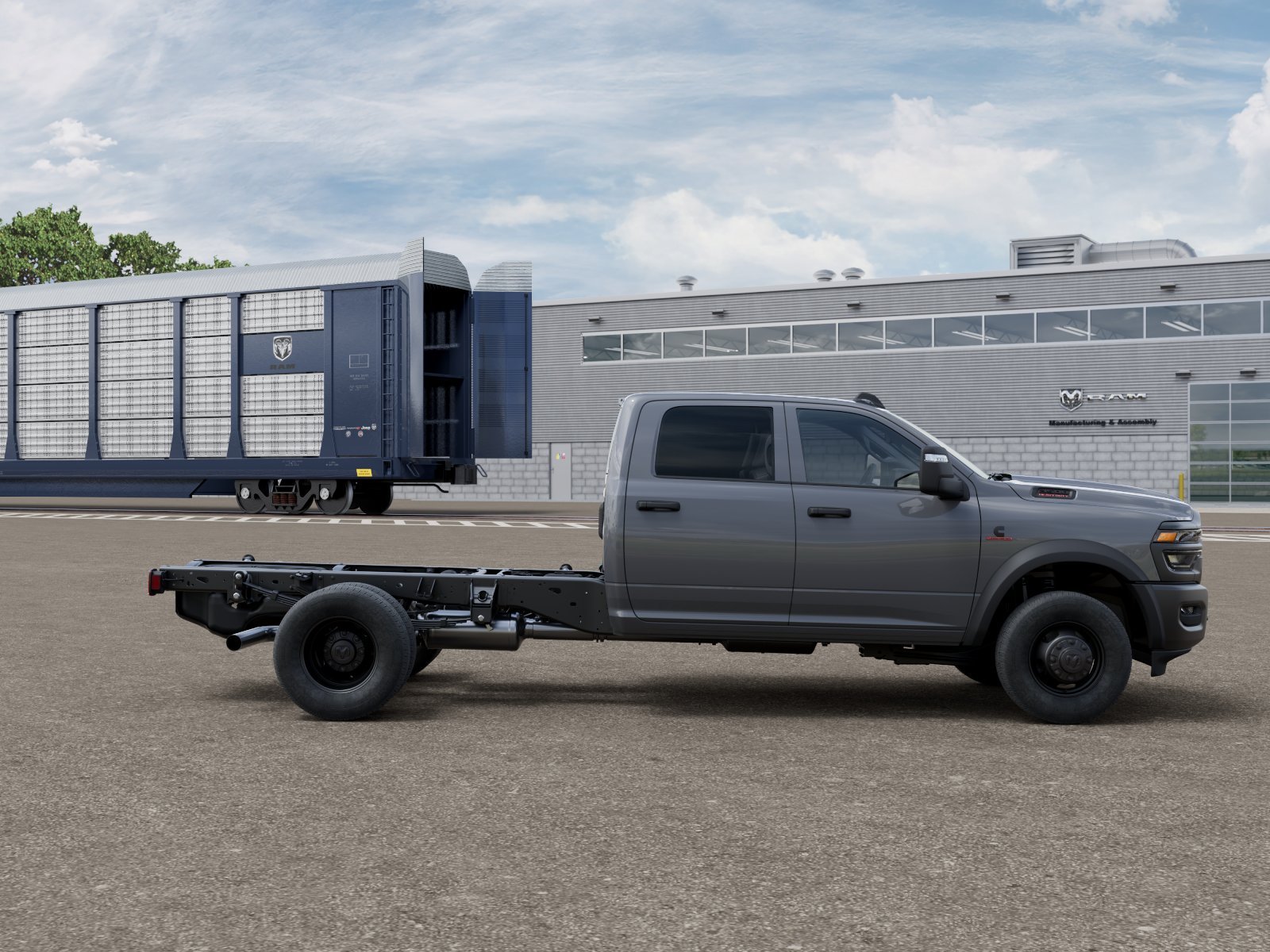 New 2026 Ceramic Gray Clear-Coat Exterior Paint RAM TRADESMAN image 12