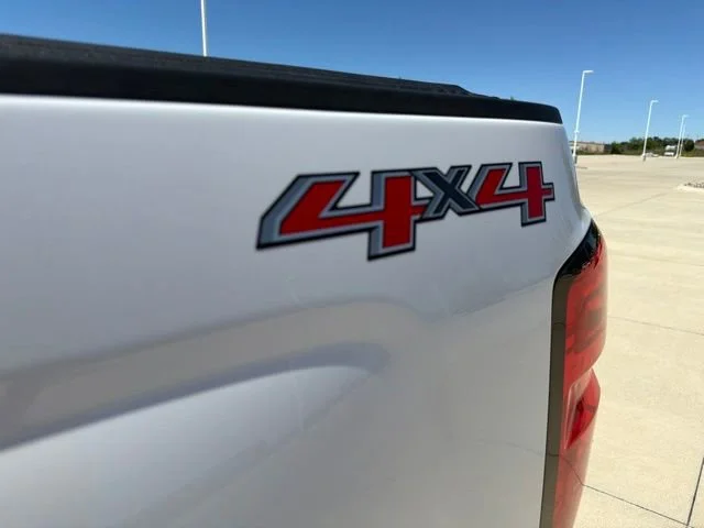 Used 2016 SUMMIT WHITE Chevrolet LT image 39