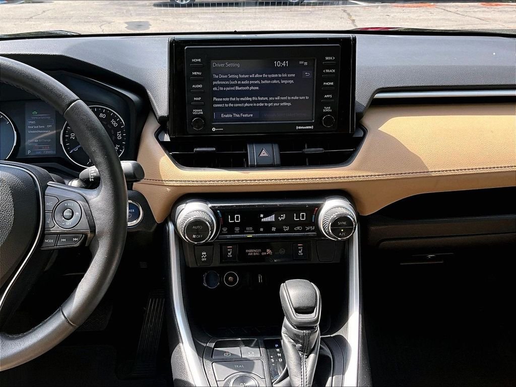 Used 2022 Midnight Black Metallic Toyota XLE image 18