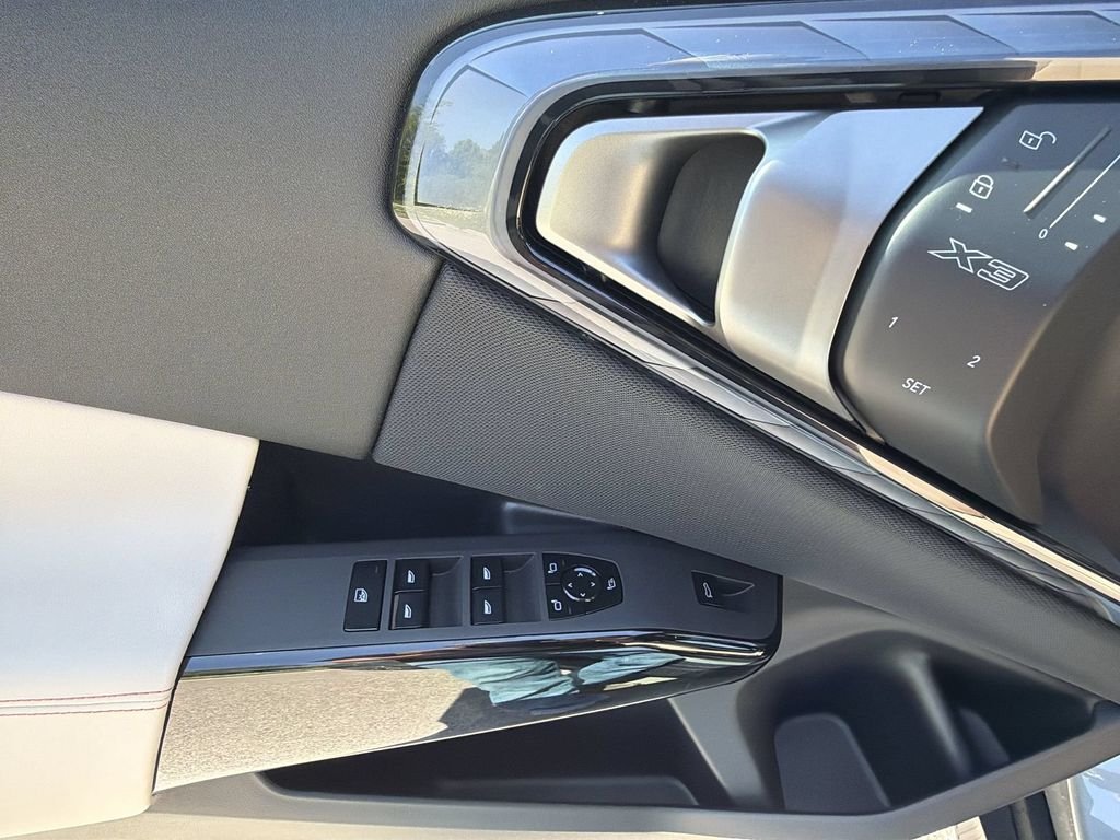 New 2026 Skyscraper Grey Metallic BMW 30 xDrive image 15