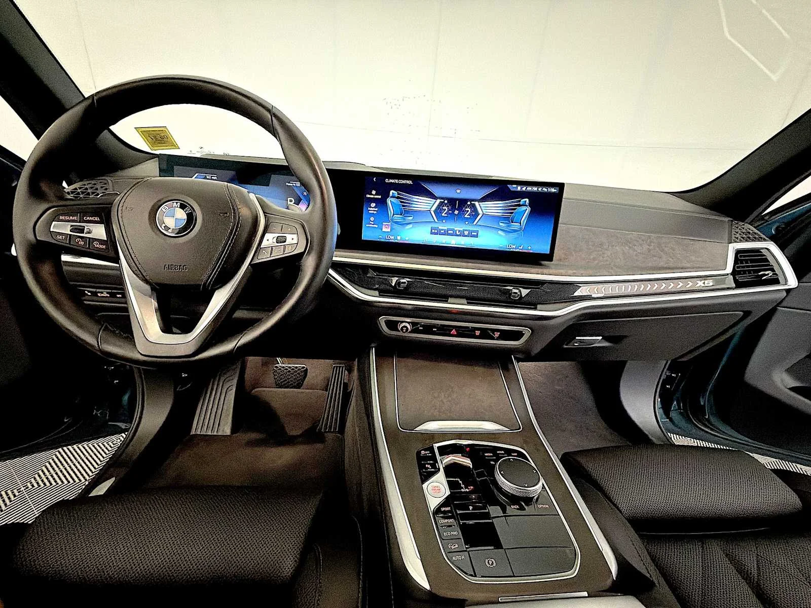 Used 2024 Blue Ridge Mountain Metallic BMW xDrive40i image 17