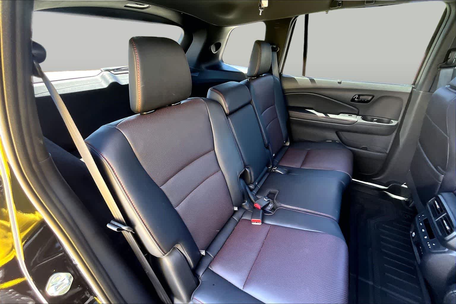 Used 2025 Crystal Black Pearl Honda Black Edition image 20