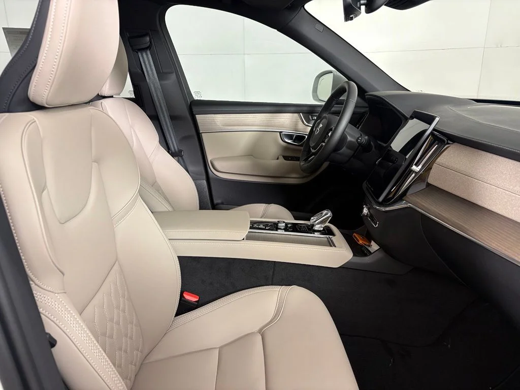 New 2026 Crystal White Volvo Plus image 14