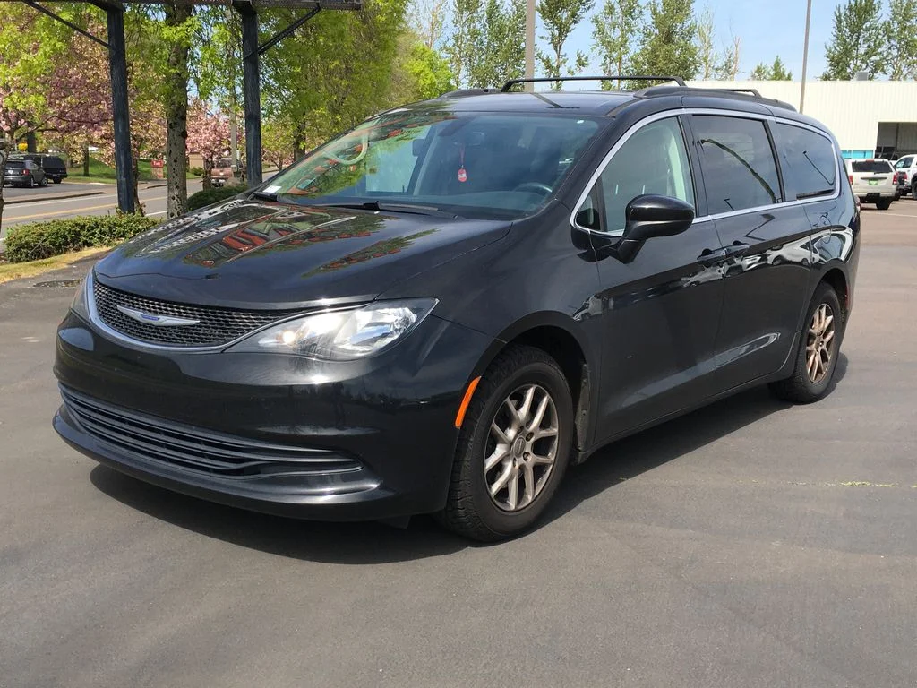 2020 Chrysler Voyager LXI