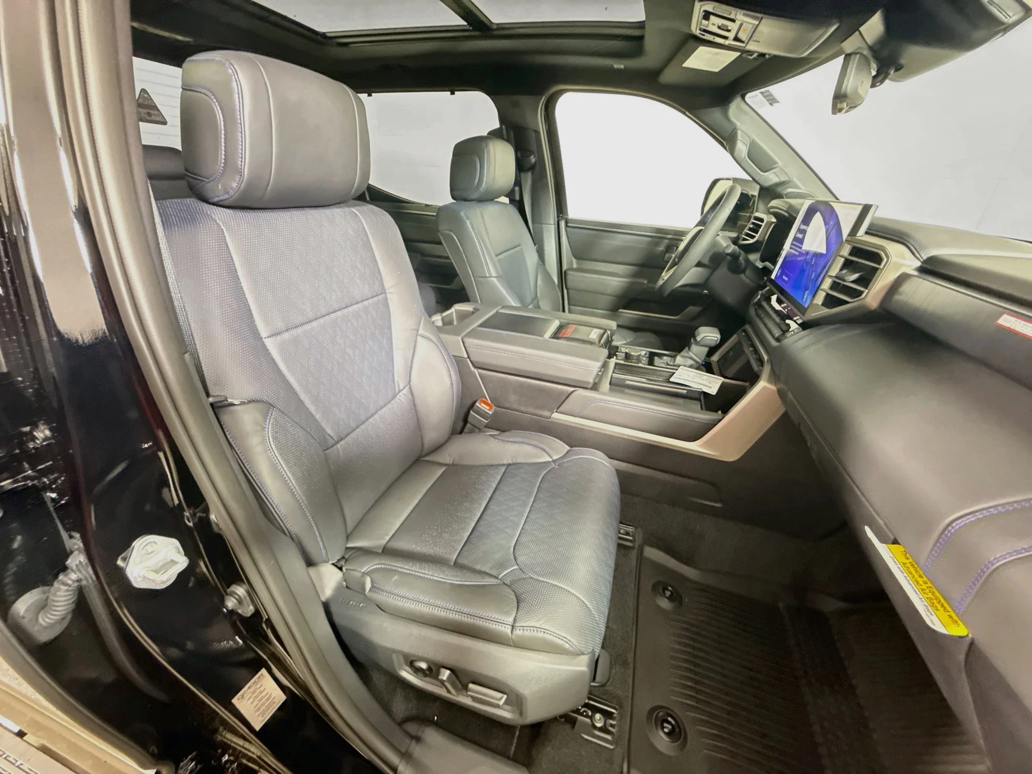 New 2026 Midnight Black Metallic Toyota Platinum Hybrid image 28