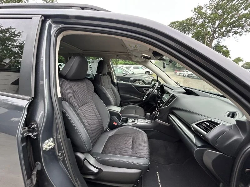 Used 2022 Gray Subaru Premium Sport Utility 4D image 22