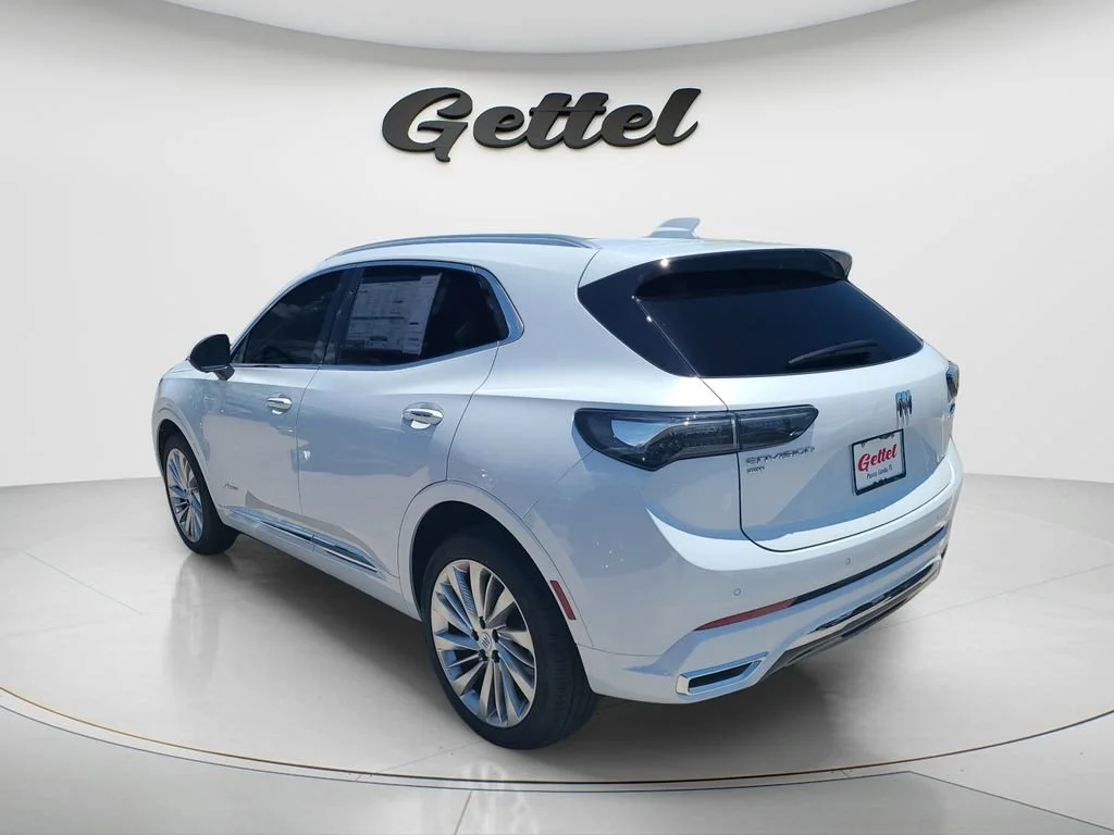 New 2026 Iridescent White Tricoat Buick Avenir image 7