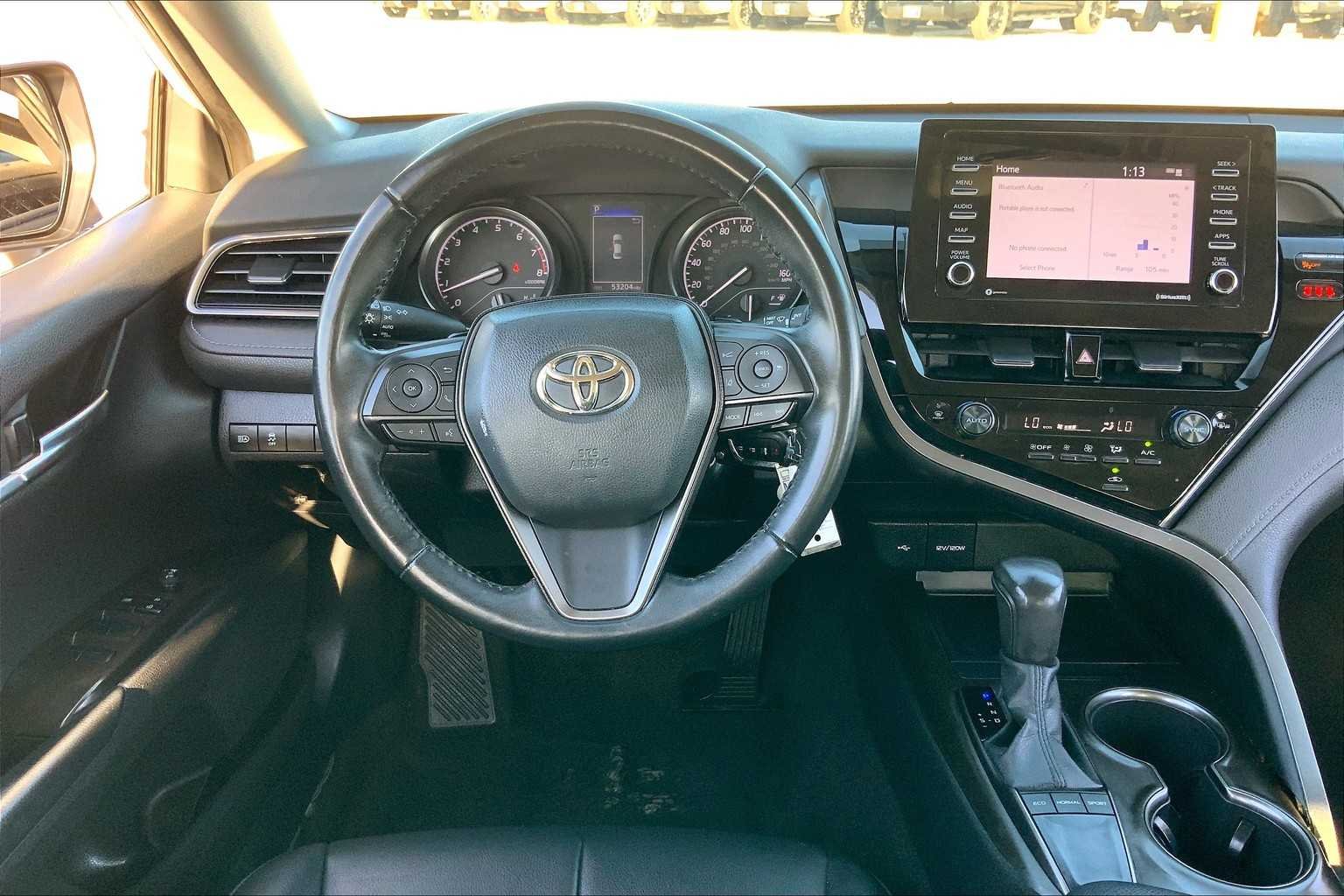 Used 2022 White Toyota SE image 6