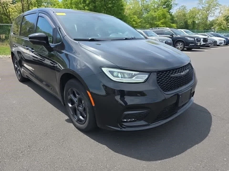 Used 2023 Chrysler Pacifica Hybrid Limited with VIN 2C4RC1S71PR542903 for sale in Brooklyn Park, Minnesota