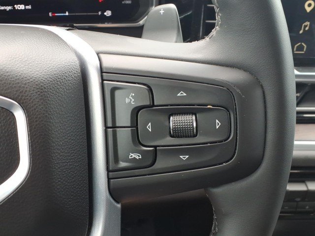 Used 2026 Onyx Black GMC SLT image 19
