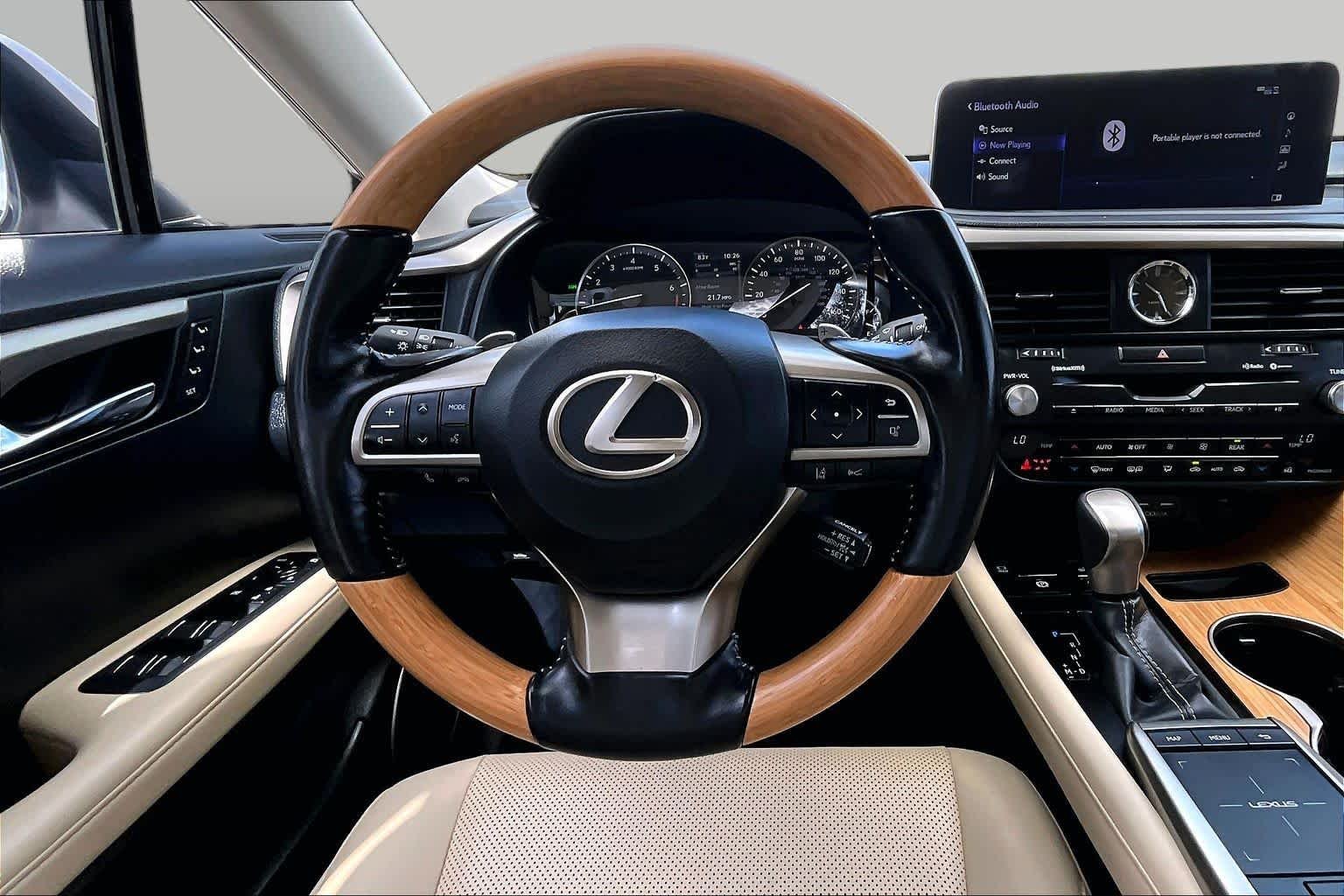 Used 2022 Eminent White Pearl Lexus  image 6