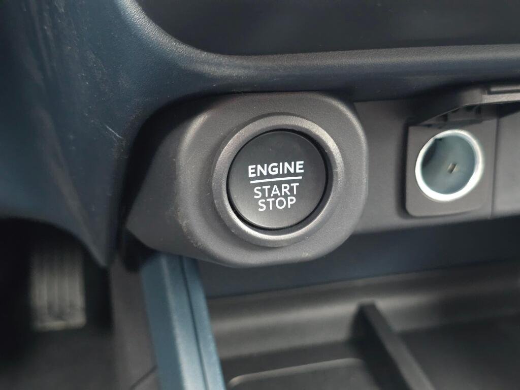 New 2026 Carbonized Gray Metallic Ford Maverick Lobo™ image 29