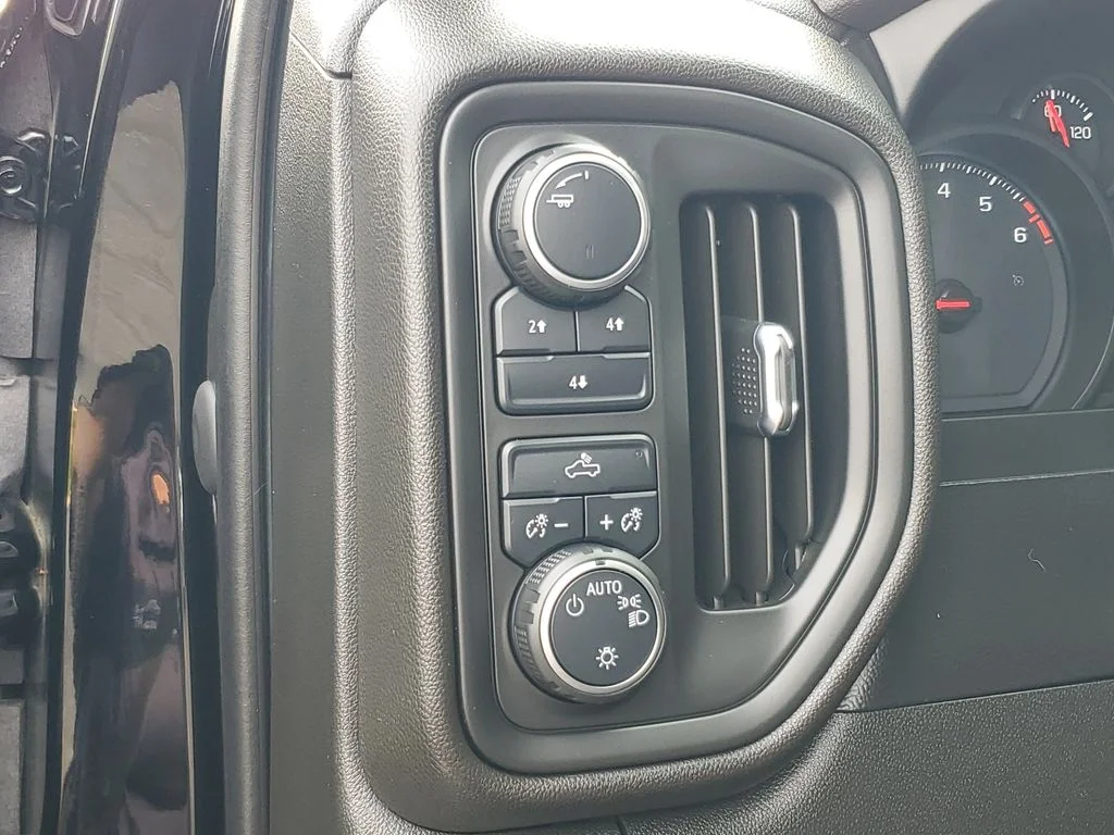 Certified Used 2022 Black Chevrolet Work Truck image 7