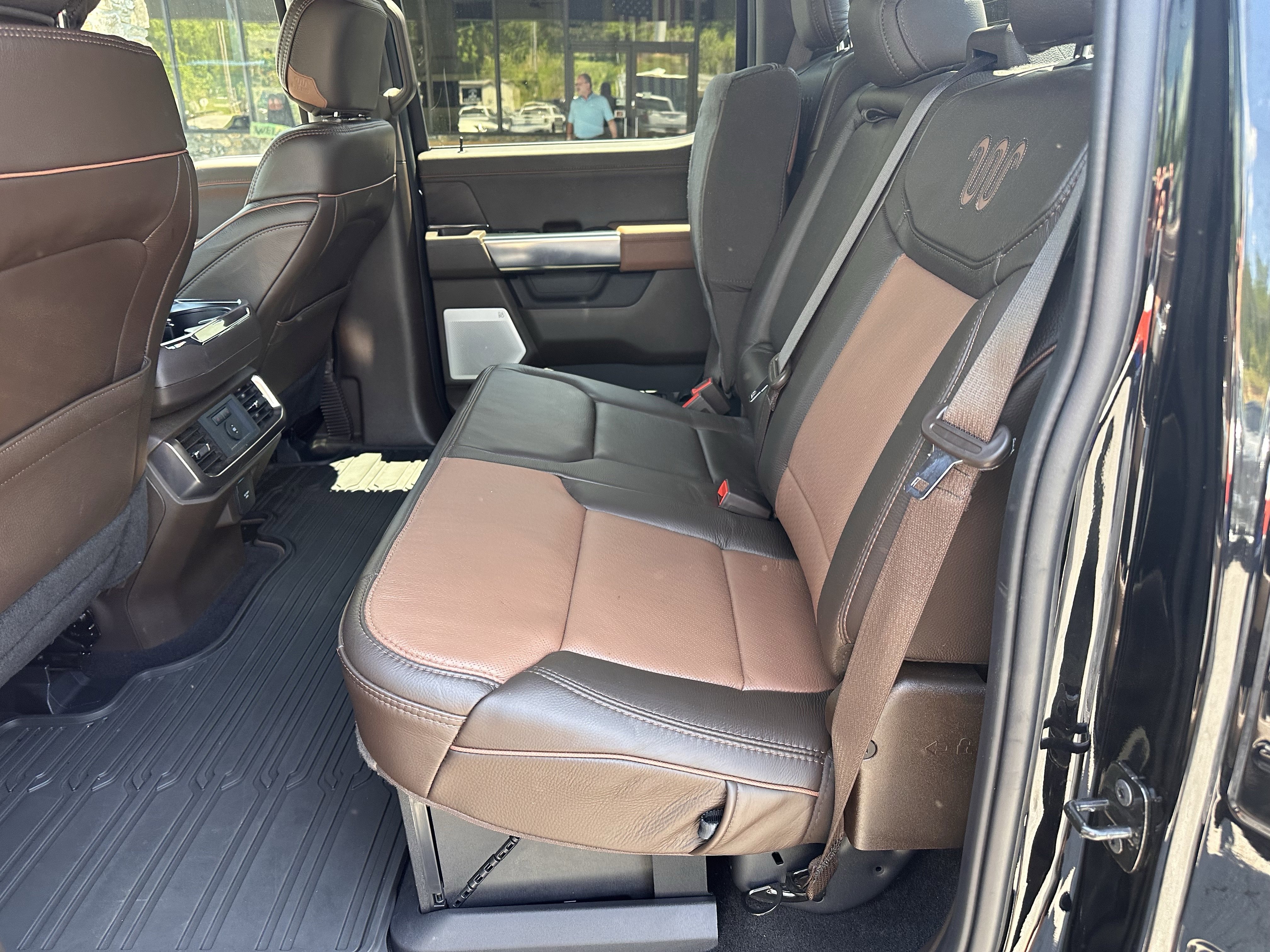 Certified Used 2025 Agate Black Metallic Ford King Ranch image 14