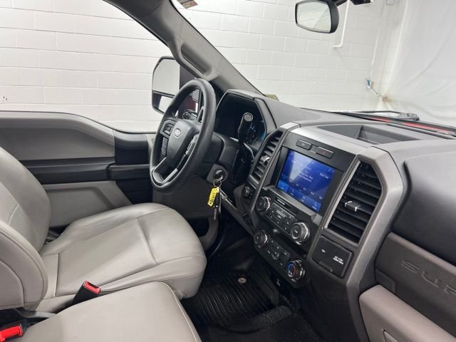 Used 2020 Red Ford XL image 19