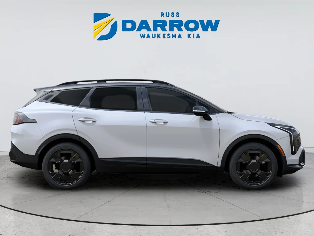 New 2027 Glacial White Pearl / Black Ro Kia X-Line image 5