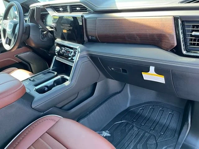 New 2026 Glacier White Tricoat GMC Denali Ultimate image 22