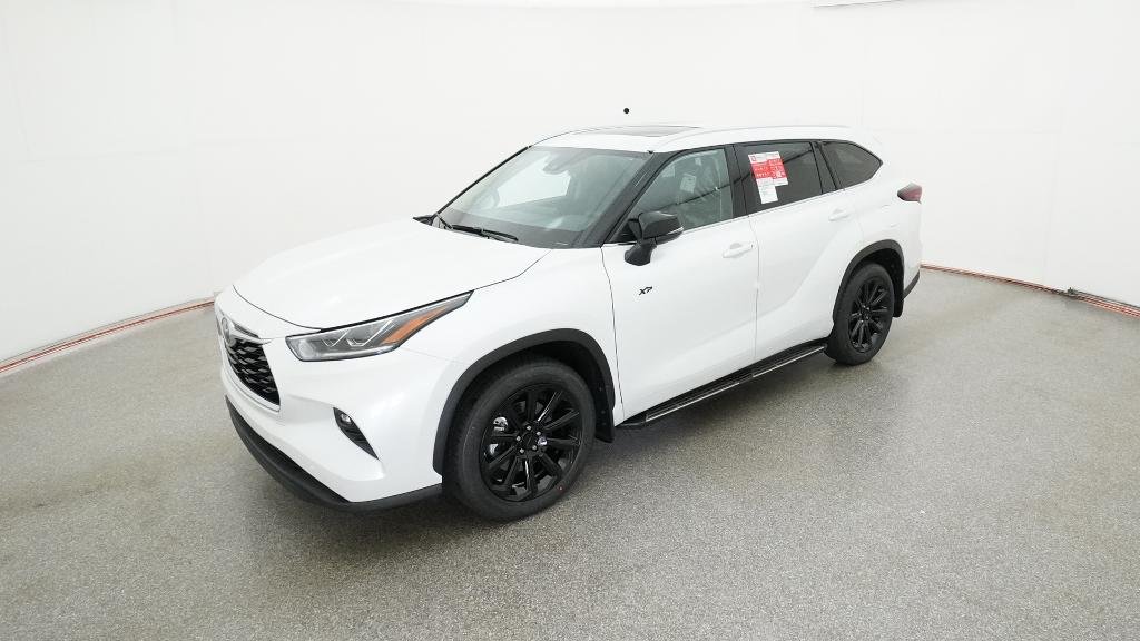 Certified Used 2026 Wind Chill Pearl Toyota Limited image 31
