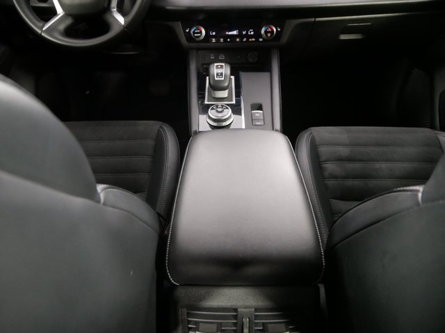 Used 2024 Black Diamond Mitsubishi SE image 26