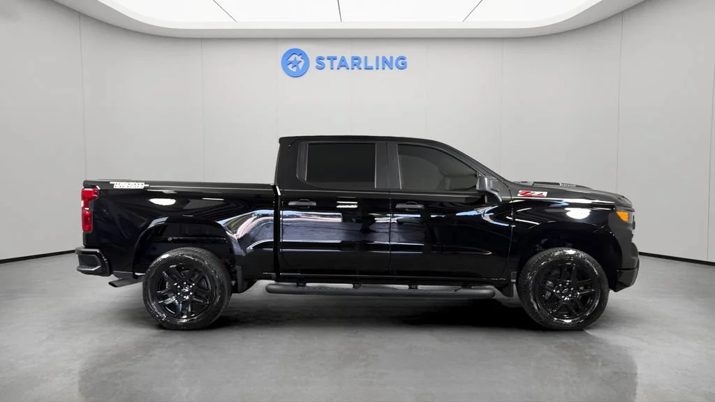 2025 Chevrolet Silverado 1500 Custom Trail Boss - Photo 11