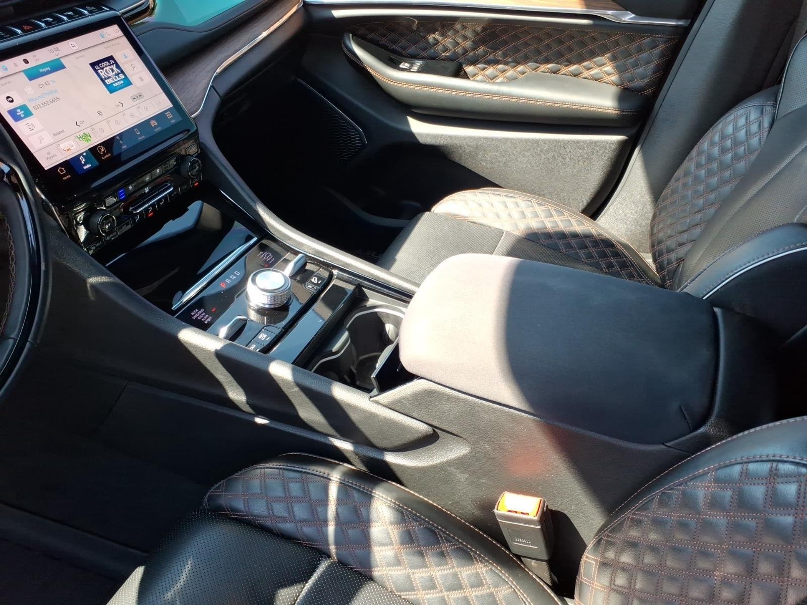 Used 2024 Bright White Clearcoat Jeep Summit image 23