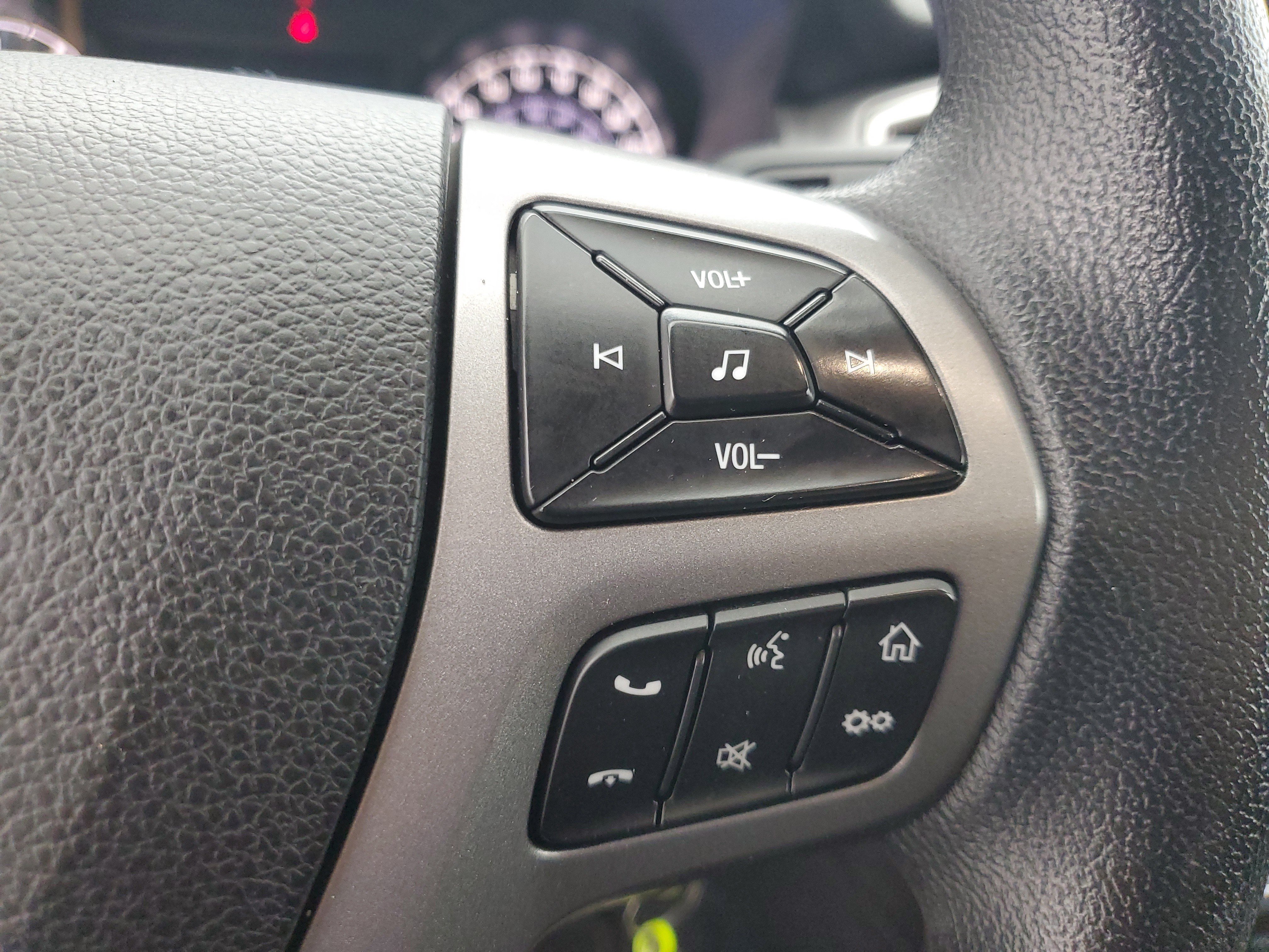 Used 2020 Magnetic Metallic Ford XLT image 22