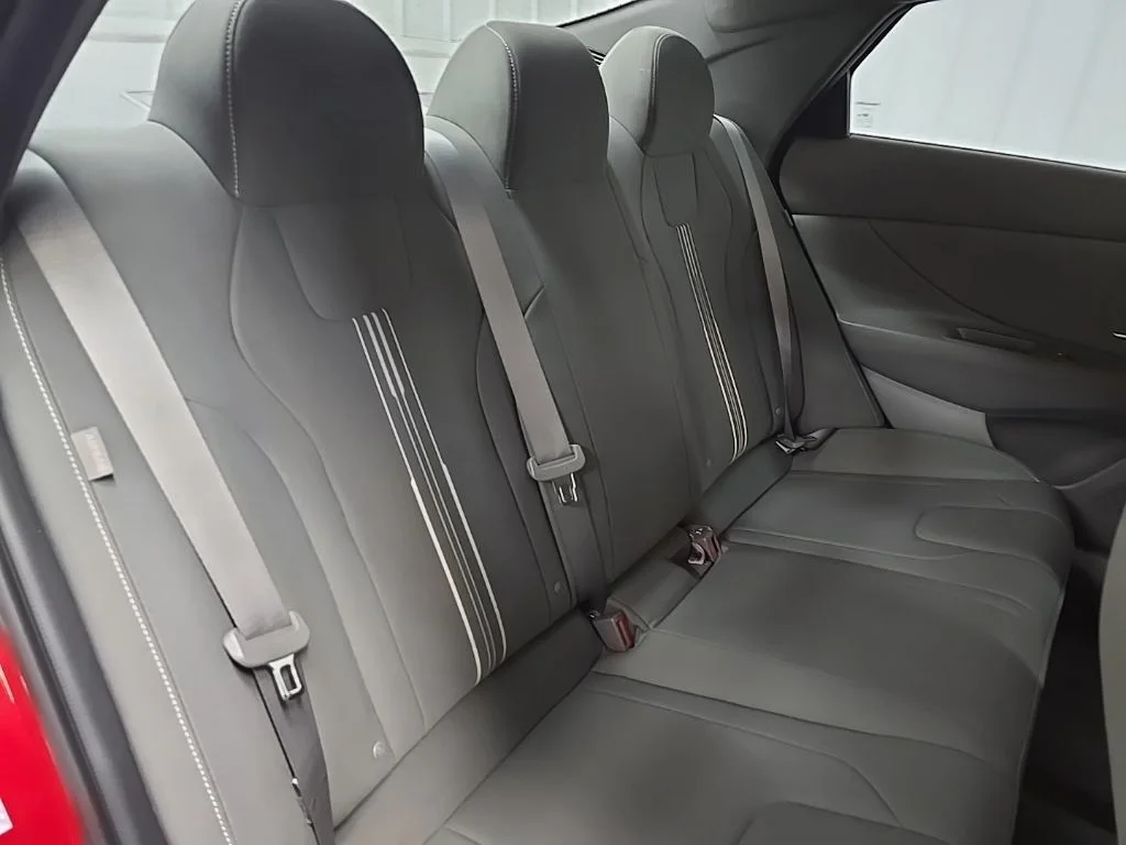 Used 2024 Red Hyundai SEL image 18