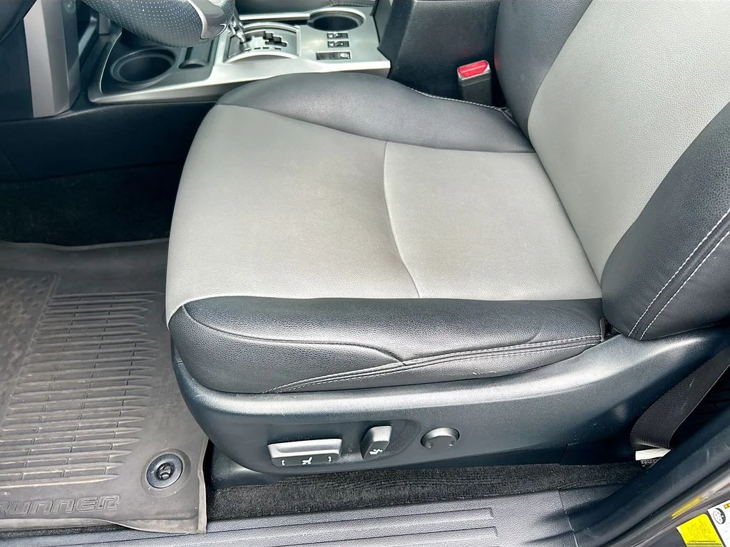 Used 2021 Magnetic Gray Metallic Toyota SR5 Premium image 19