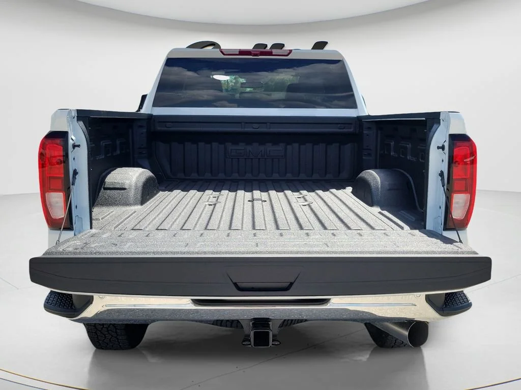 New 2026 Summit White GMC SLE image 12