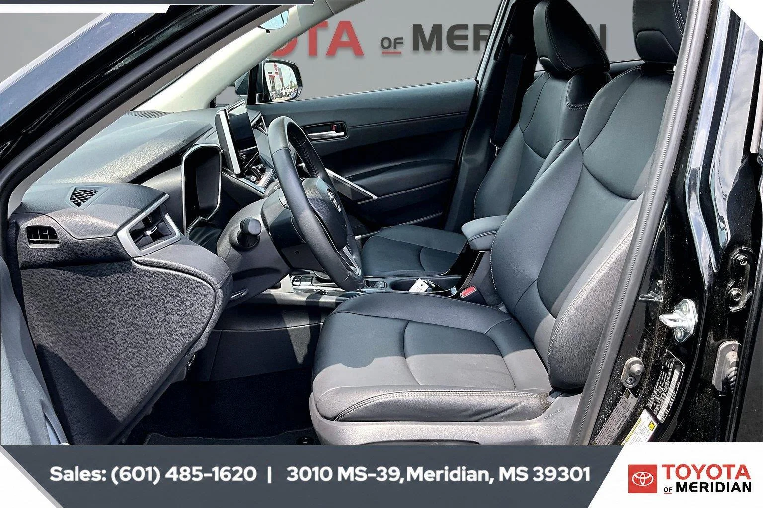 Used 2025 Jet Black Toyota XLE image 18