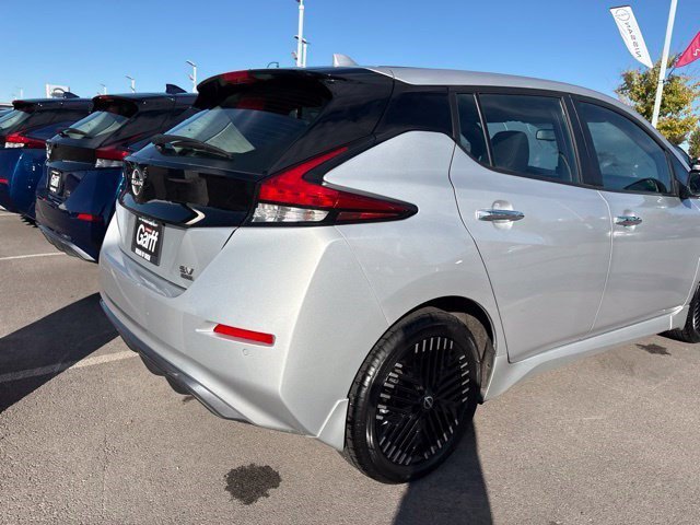 Used 2025 Brilliant Silver Metallic Nissan SV PLUS image 17