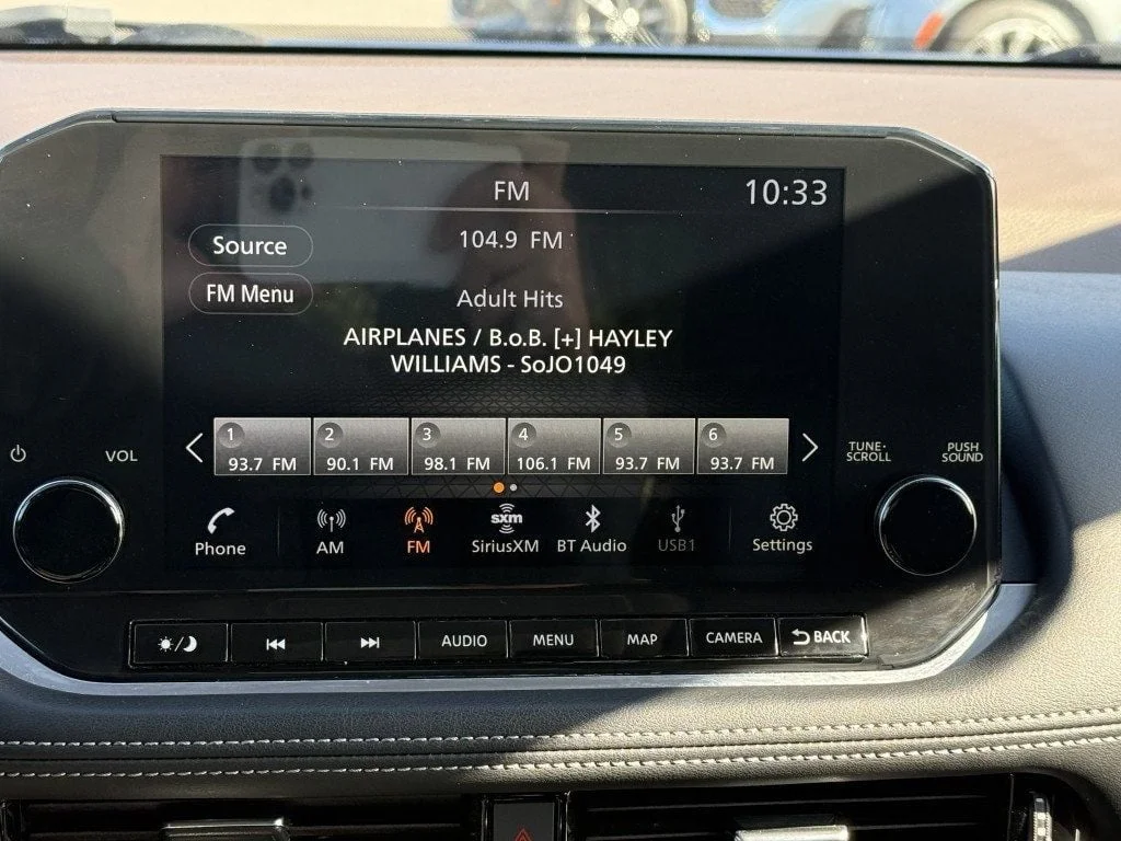 Used 2023 Caspian Blue Metallic Nissan AWD SL image 18