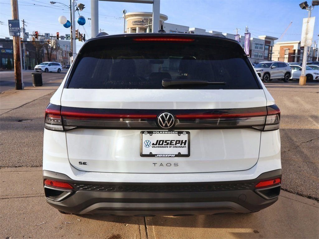 New 2026  Volkswagen 1.5T SE Black image 4