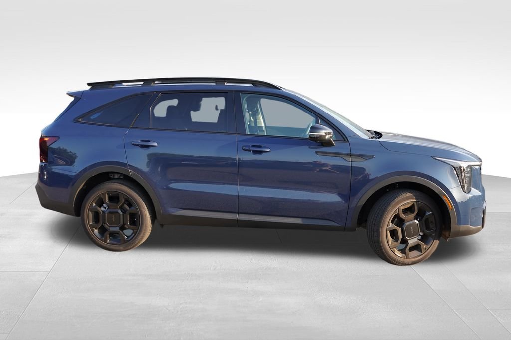 Used 2026 Midnight Lake Blue Kia X-Line SX image 2