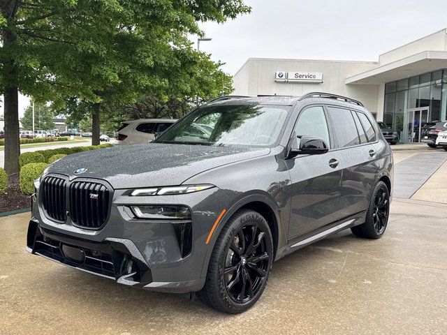 2027 BMW X7