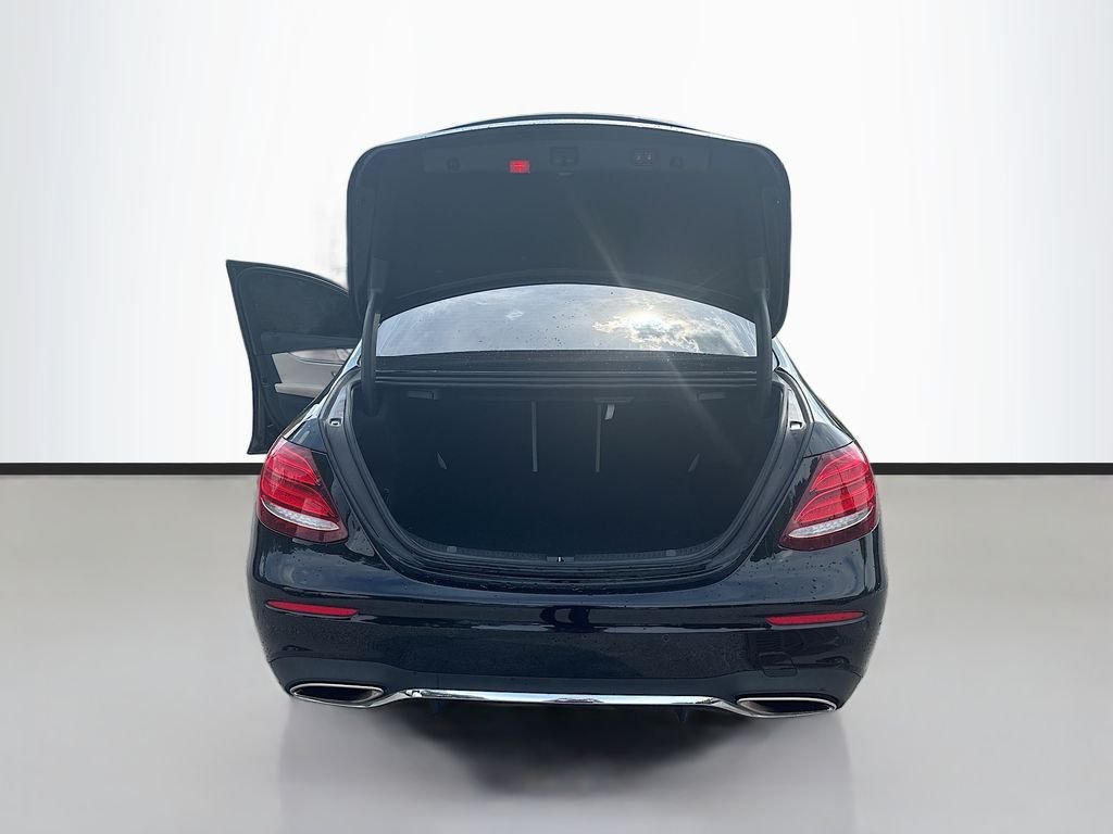 Used 2019 Black Mercedes-Benz E 300 image 9