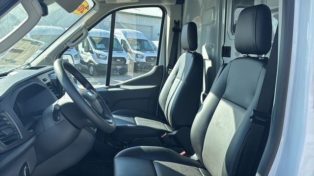 New 2026 Oxford White Ford Cargo Van image 11