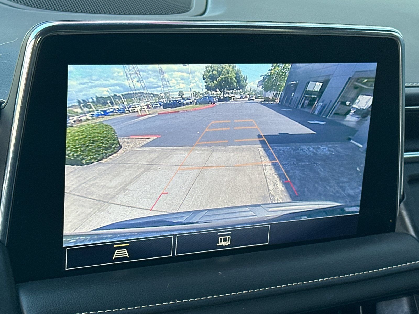 Used 2021 Shadow Gray Metallic Chevrolet Premier image 19