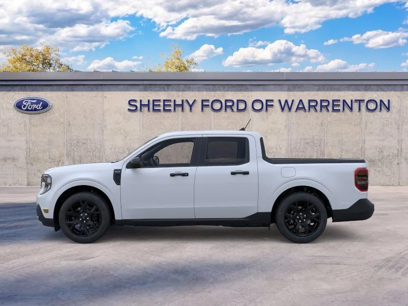 New 2026 Space White Metallic Ford XLT image 4
