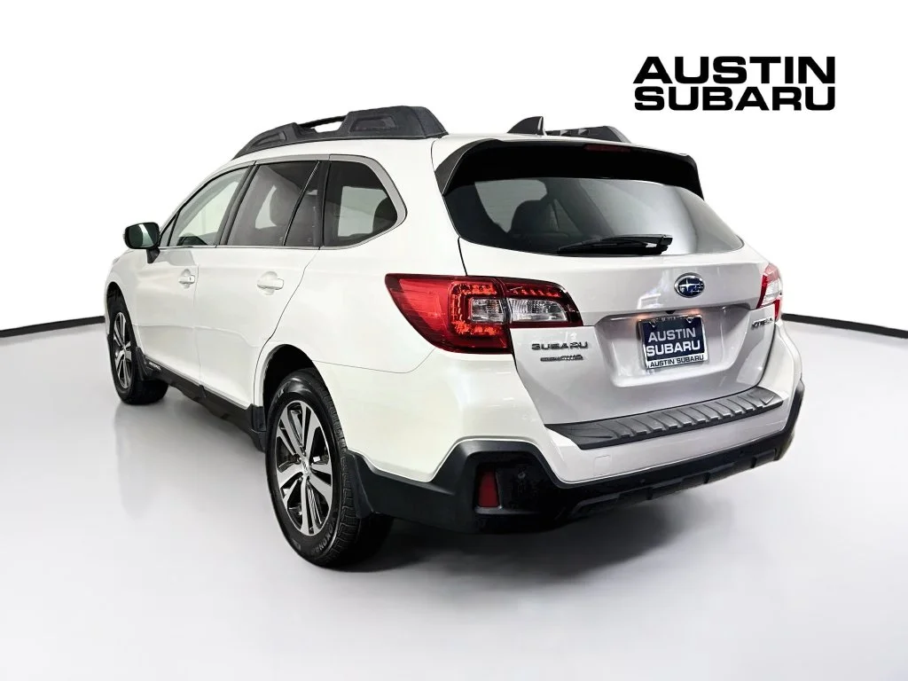 Used 2018 White Subaru 2.5i image 5