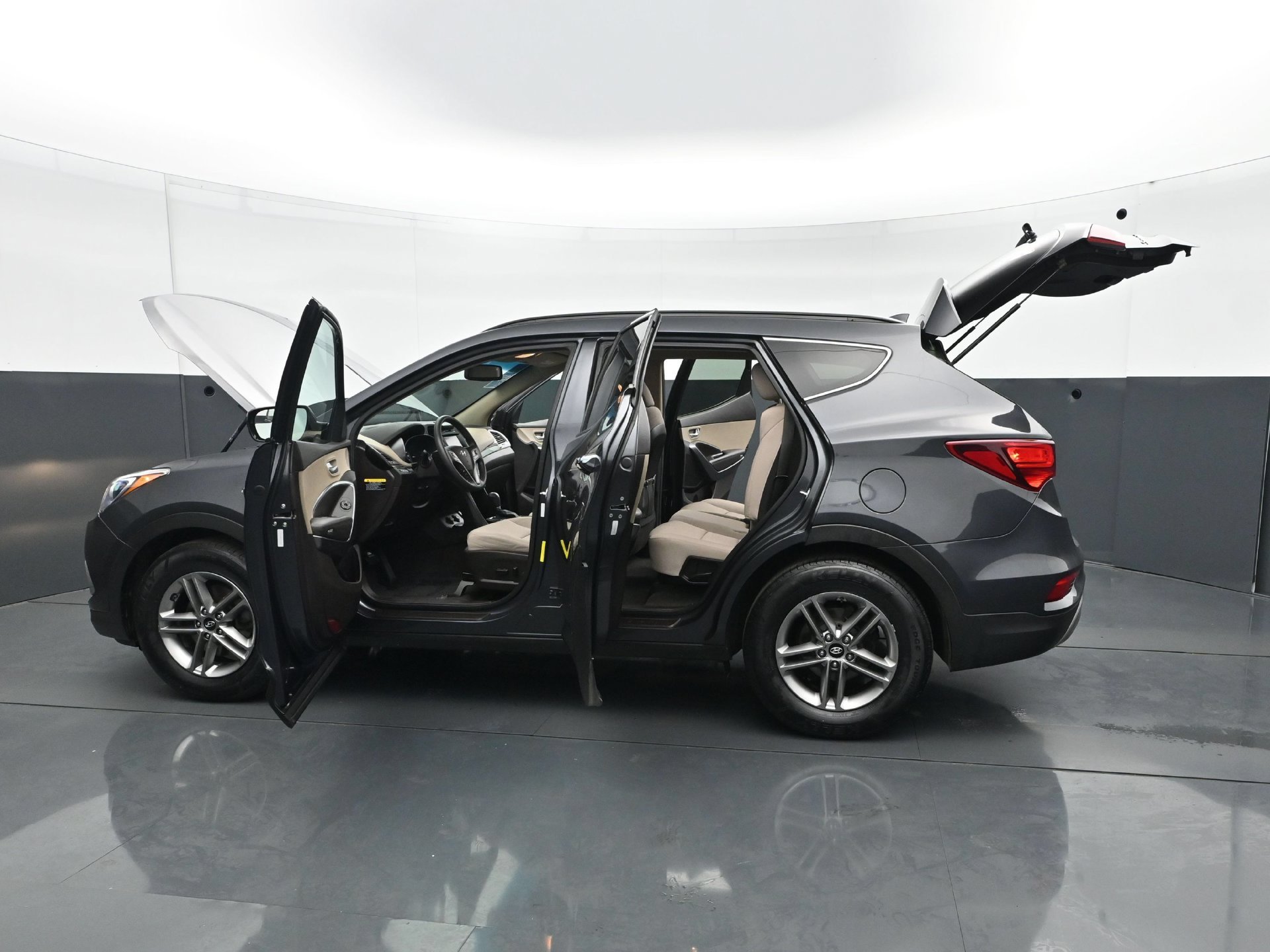 Certified Used 2018 Platinum Graphite Hyundai 2.4L Auto image 31